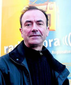 hugh_cornwell_stranglers_2_display2 The worst crime that I ever did was play the markets